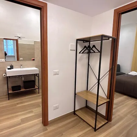 Jolie Tor Vergata Universita-policlinico -metro C- Rom